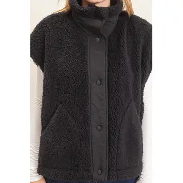 Hadley Sherpa Vest