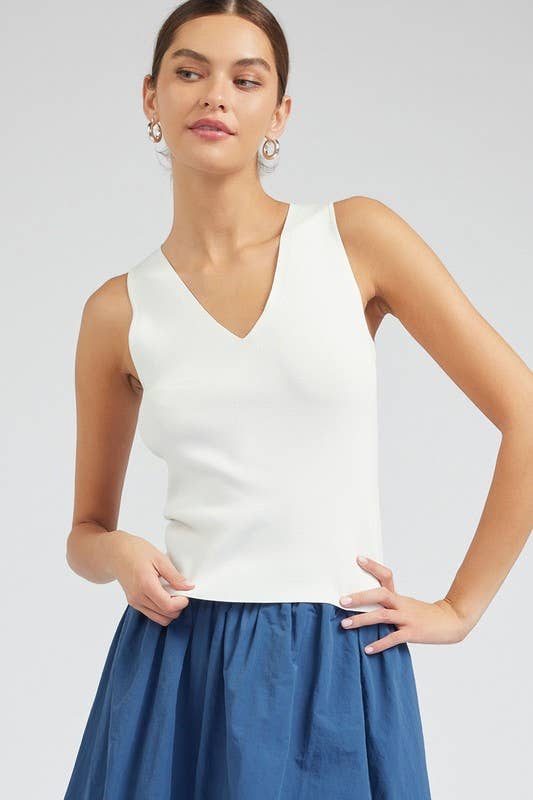 Sleeveless V-neck Sweater Top: White