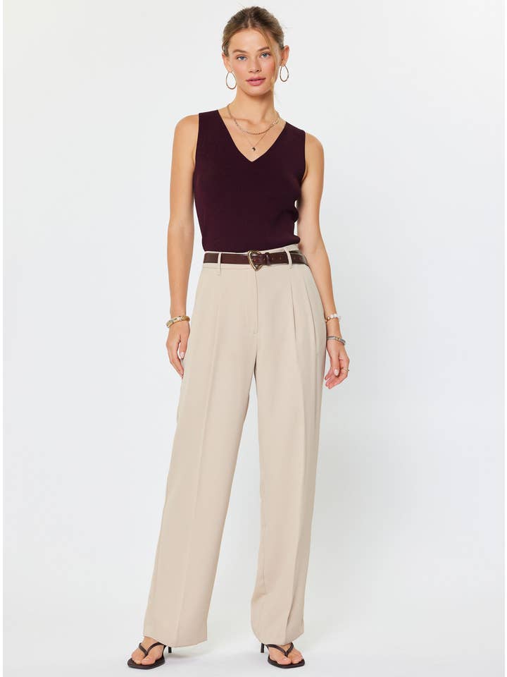 Lucy Sleeveless V-Neck Sweater Top