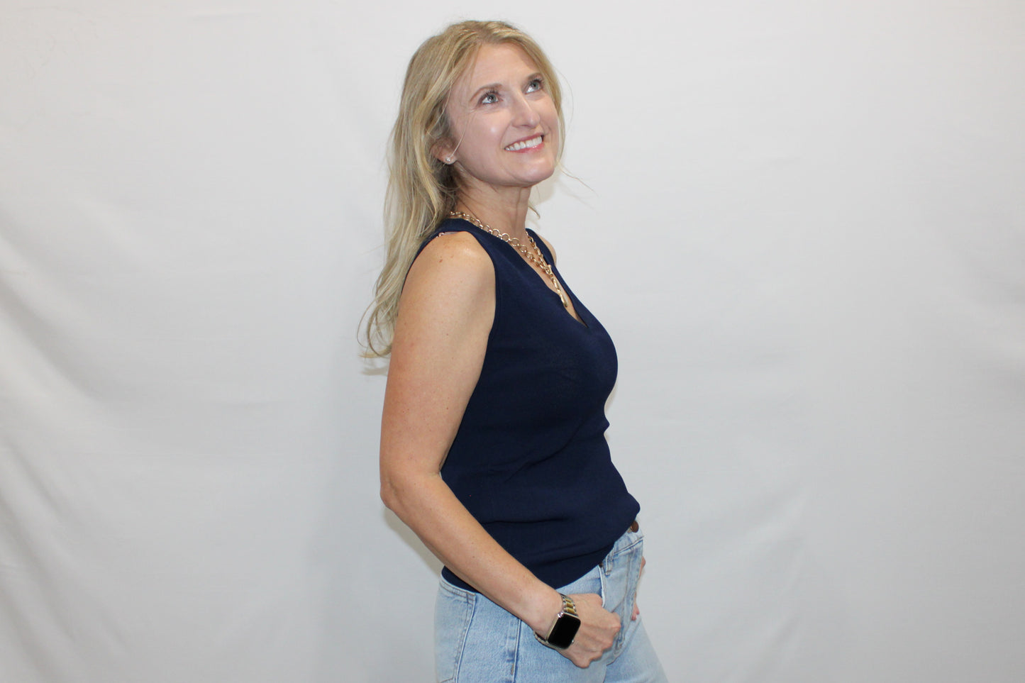 Sleeveless V-neck Sweater Top: Navy