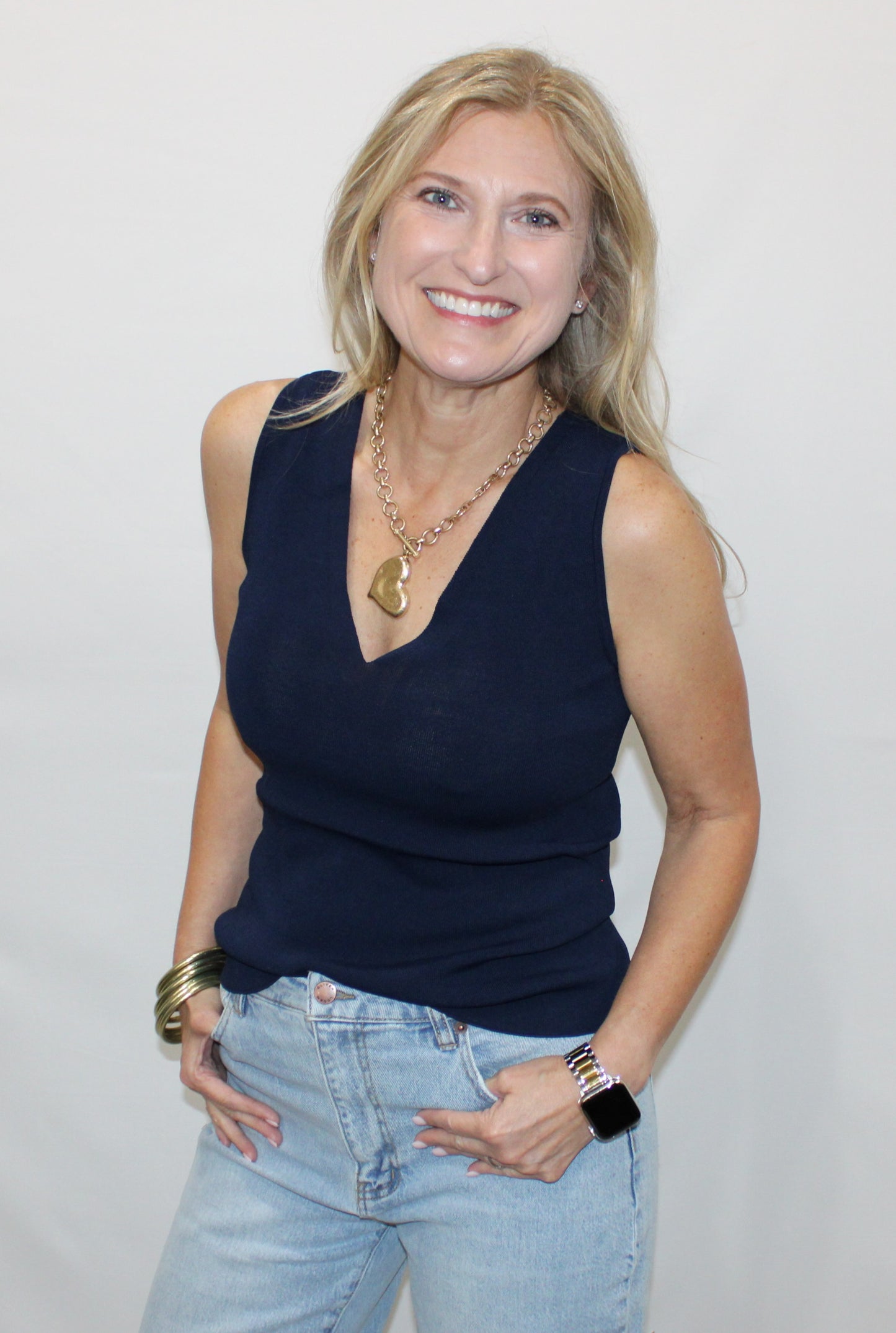 Sleeveless V-neck Sweater Top: Navy