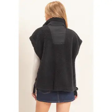 Hadley Sherpa Vest